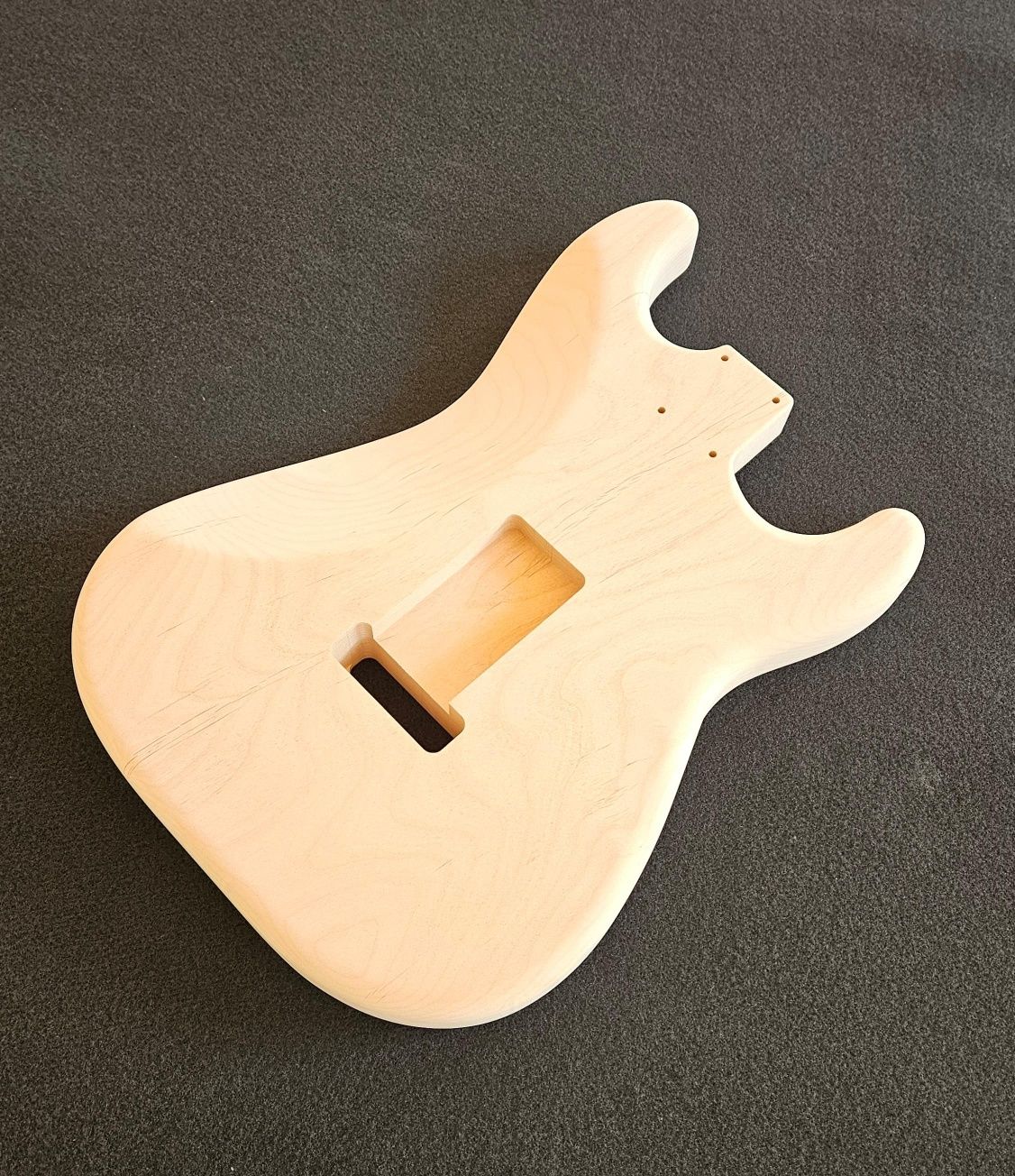Stratocaster 1 piece body olcha leworeczne