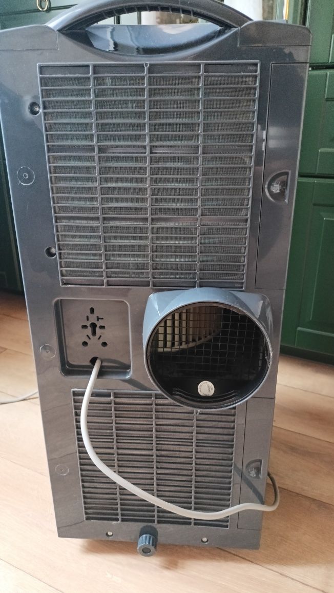 Klimatyzator Ravanson