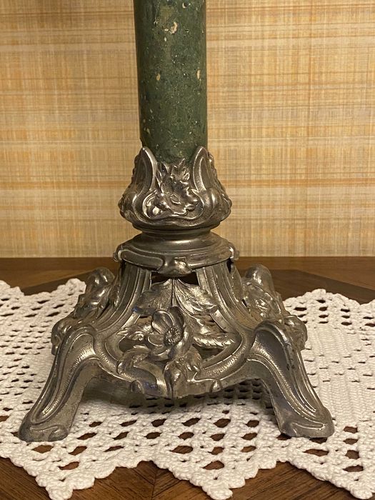 Piękna, secesyjna lampa naftowa. W pełni sprawna ,76cm.