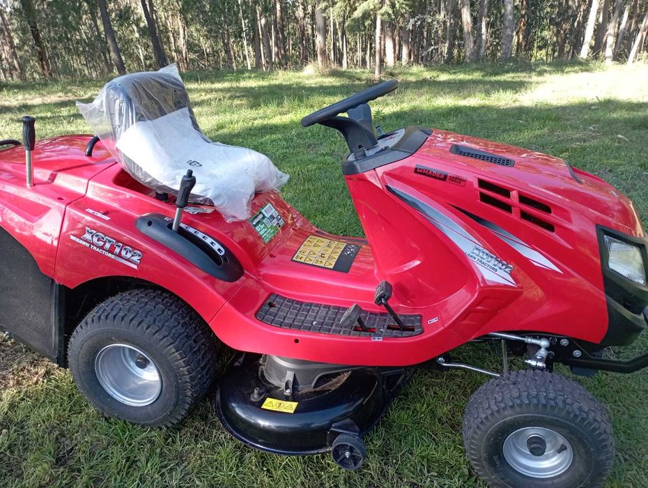 Trator Corta relva Briggs & stratton 5176 17.5hp, como novo