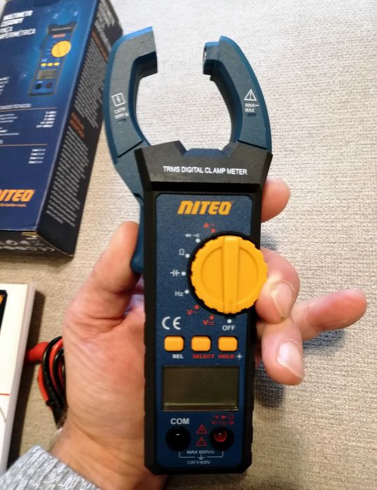 Multimetr cęgowy Niteo -Cyfrowy miernik prądu i napięcia LCD 0-600 V