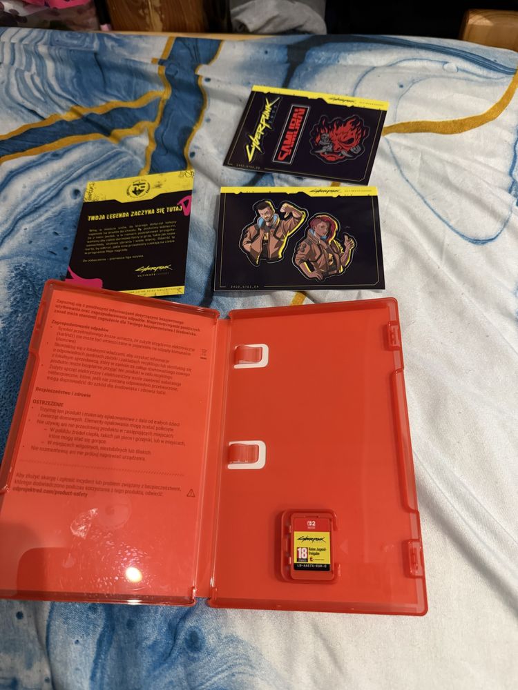 Cyberpunk 2077 + widmo przeszlosci + wszystkie naklejki Switch 2