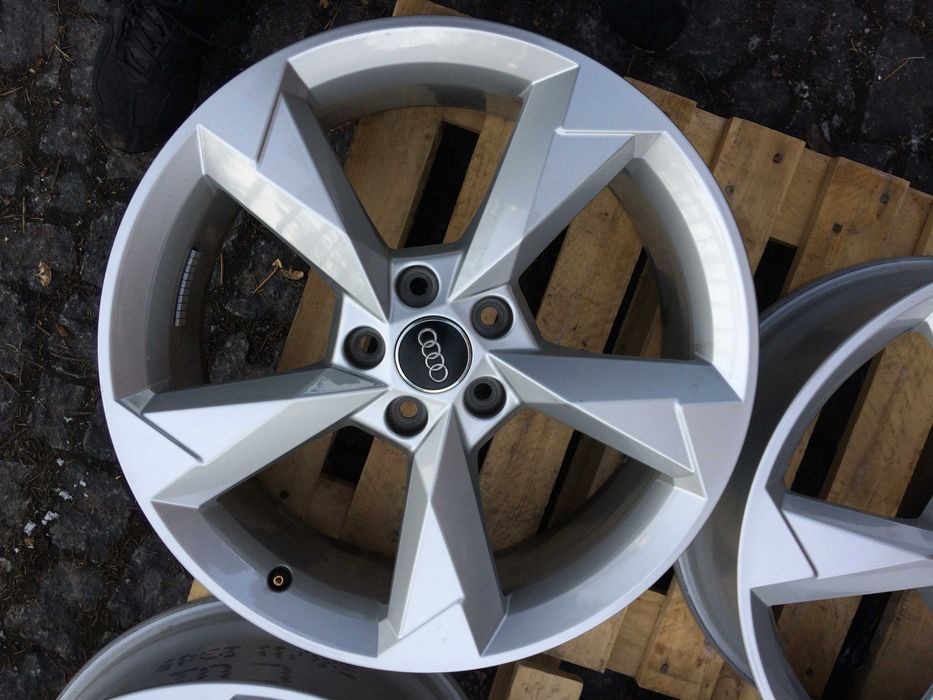 Felgi aluminiowe 19 OEM Audi Skoda VW Seat 7x19 5x112 ET43 jak nowe