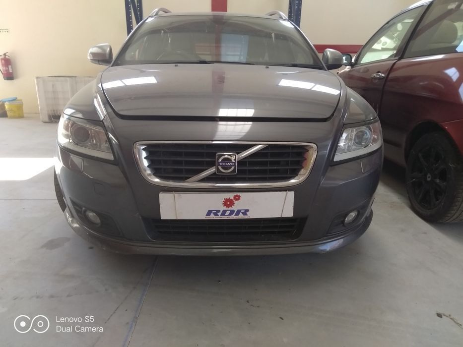 Volvo v50 D2 2012