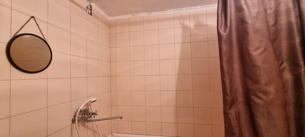 Актуально . Гарна  квартира на Таврійському.  Другий поверх .Кондиціон