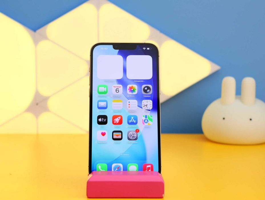 Смартфон Apple iPhone 13 Pro Max 256GB Gold (151199) Б/У З ГАРАНТІЄЮ