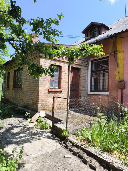 Продам 2 кім квартиру в районі вокзалу