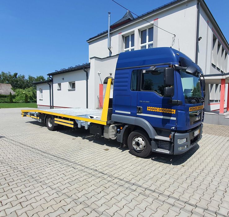 Laweta najazd zabudowa pomoc drogowa PRODUCENT MOTO-LUK solidnie