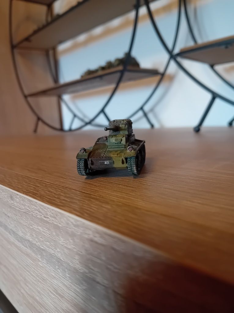 Żywiczny model w skali 1/72 Łotewski czołg m1936 z działkiem 40mm