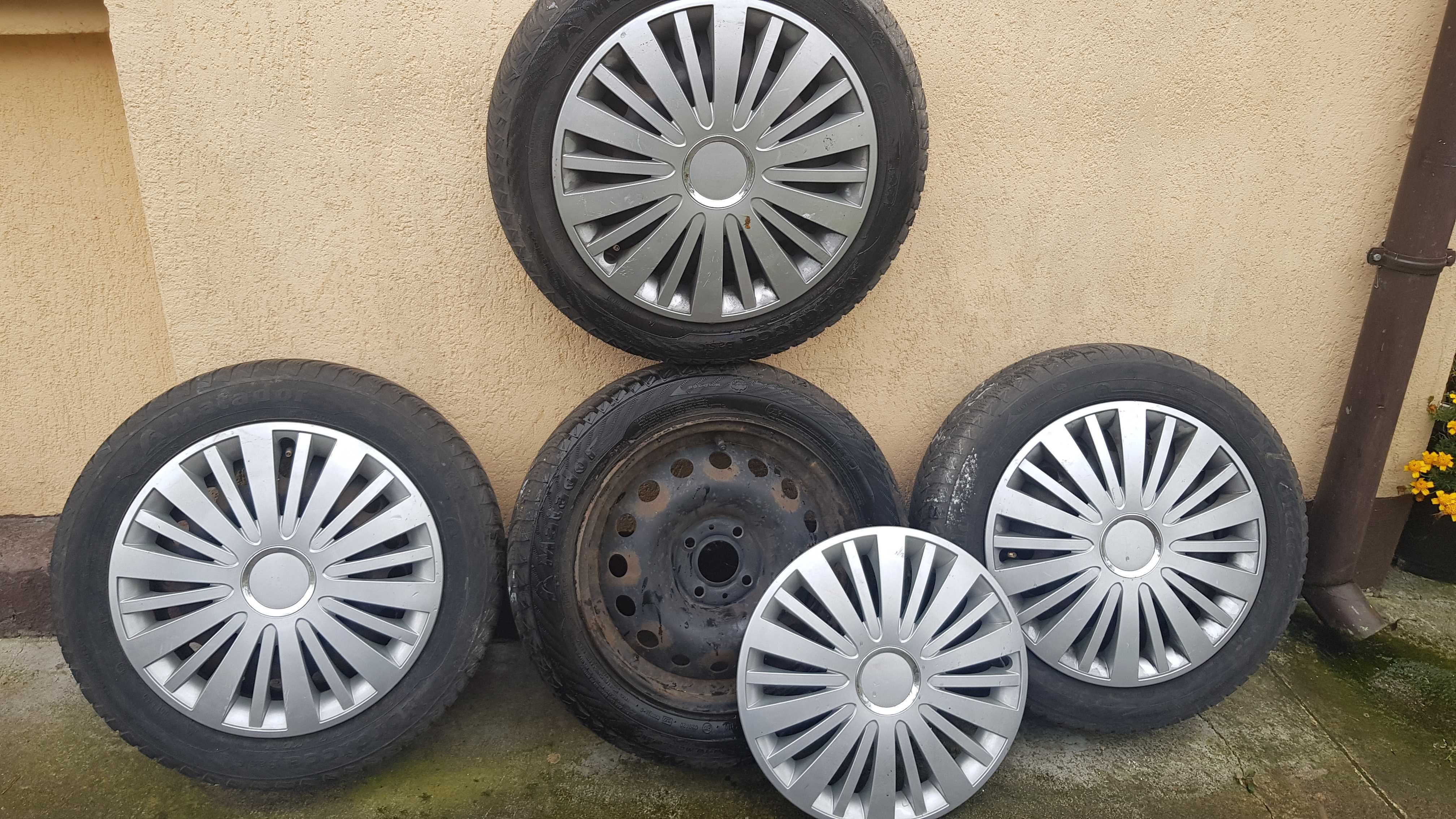 Opony zimowe i felgi stalowe 165/65 R15 bieżnik 5mm  Renault Clio