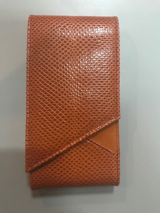 Vertu - Ремонт телефона, аккумуляторные батареи ,чехлы и аксессуар.