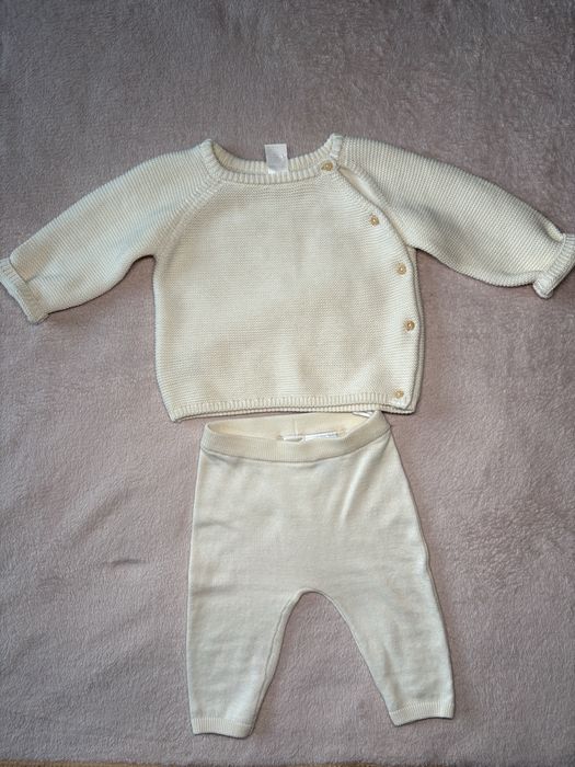 Вʼязаний костюм молочного кольору 68р