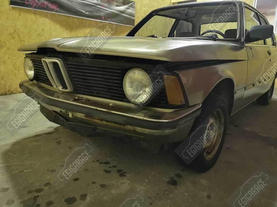 BMW E21 318i_Para Peças