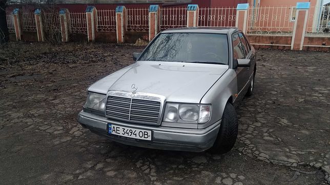 Mercedes-/E-Class