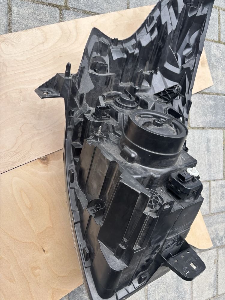 Reflektor Lampa lewy przód renault trafic III