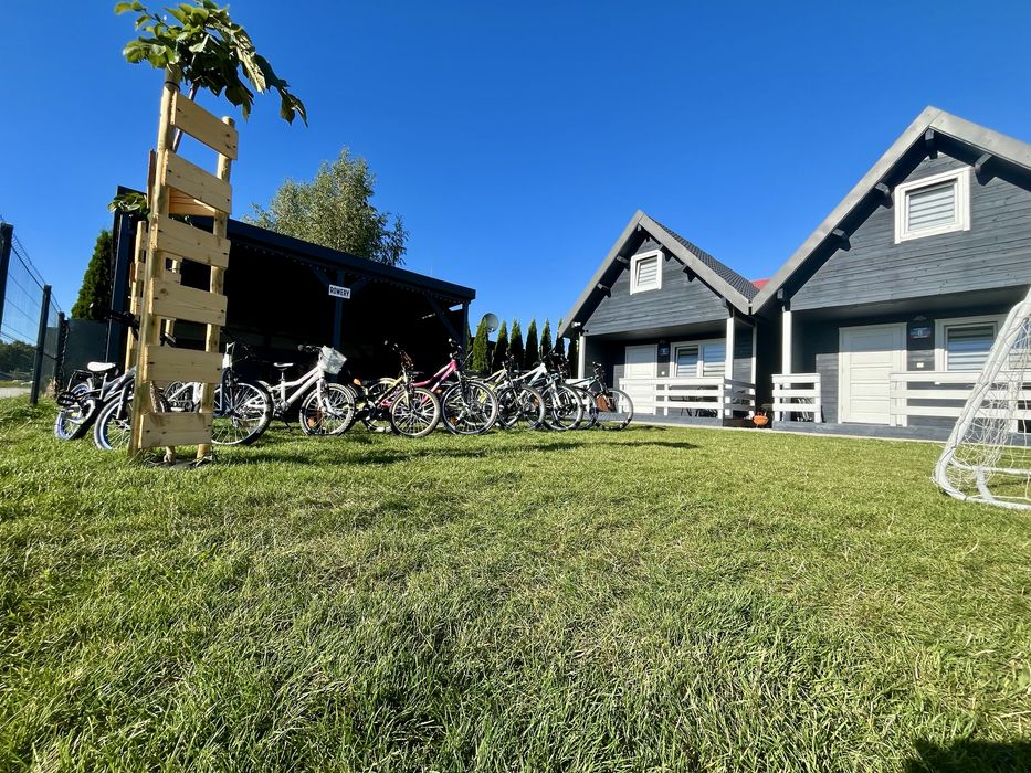 domek, domki nad morzem Wicie obok Darłowo, plac zabaw, morze