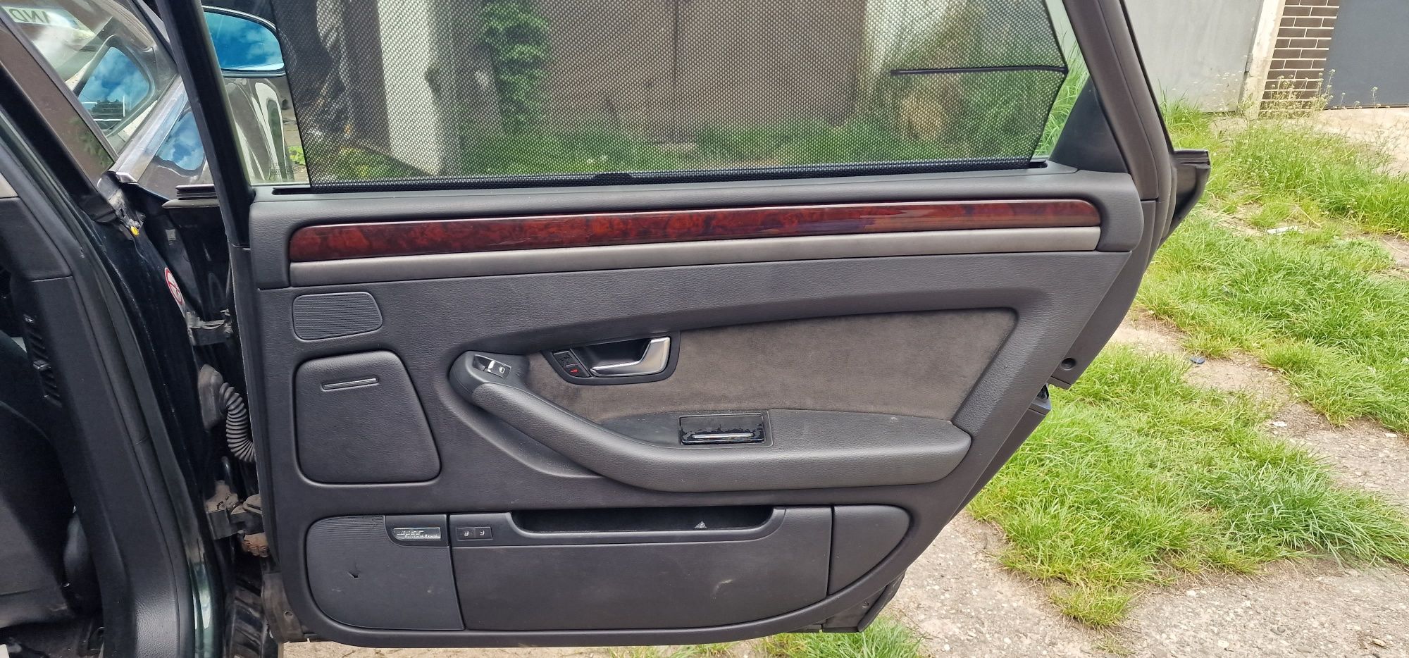 Audi A8 4,2 benzyna/gaz