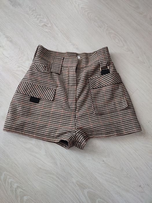Бомбезні жіночі шорти