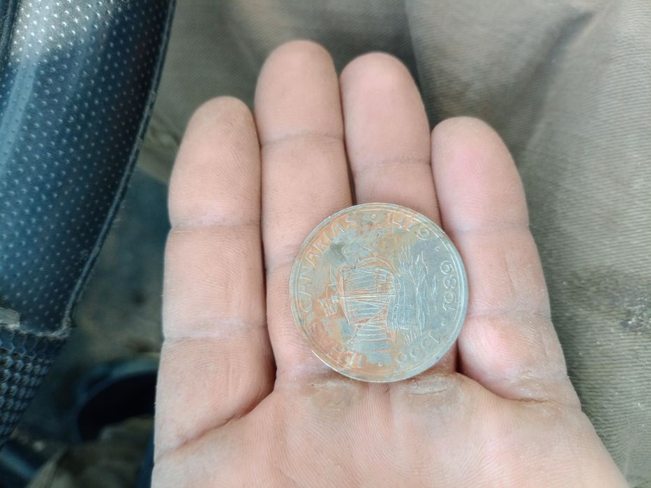 Moeda 100 escudos ilha das Canárias 1989