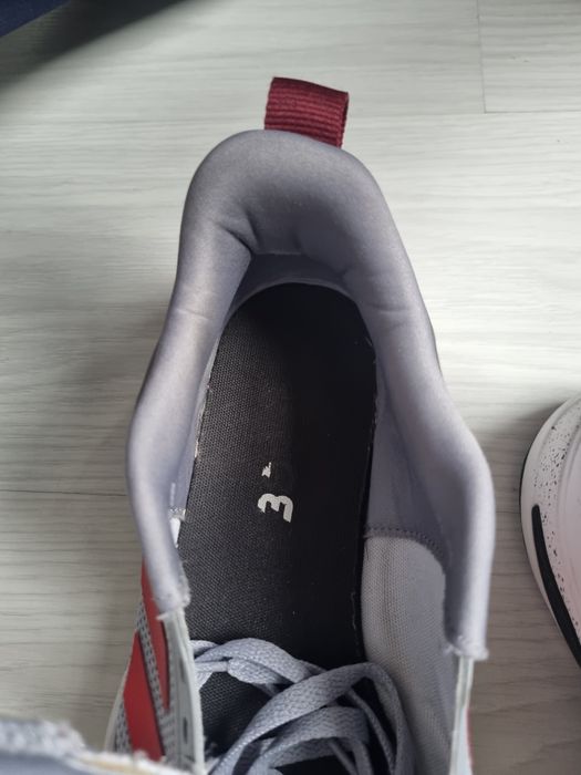 Buty meskie Adidas Bounce rozm 41 1/2