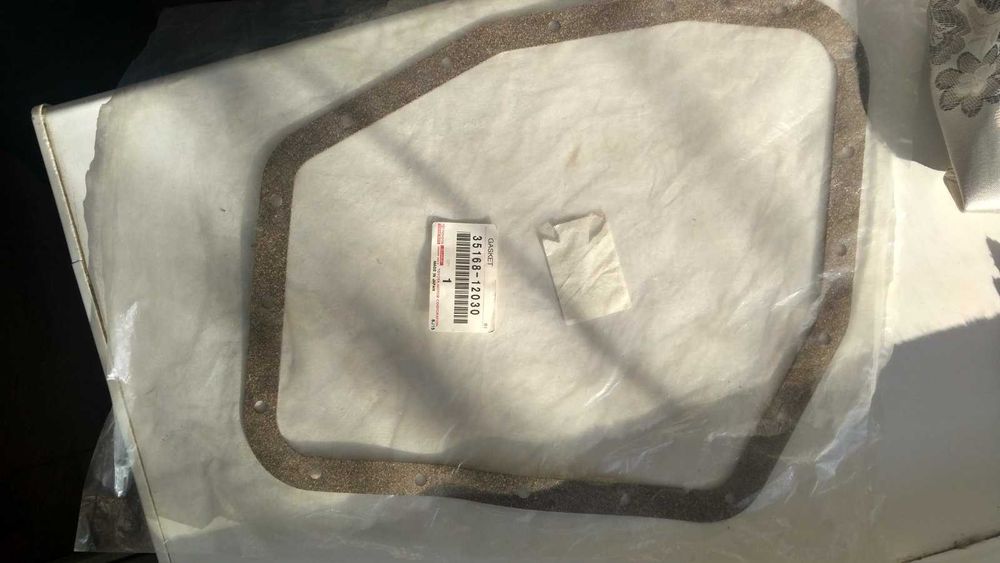 прокладка поддона акпп 35168-12030 тойота авенсис рав 4