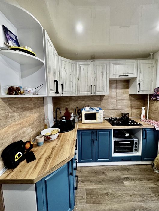 Продается 2 ком кв в Хортицком р-не по ул Светлая