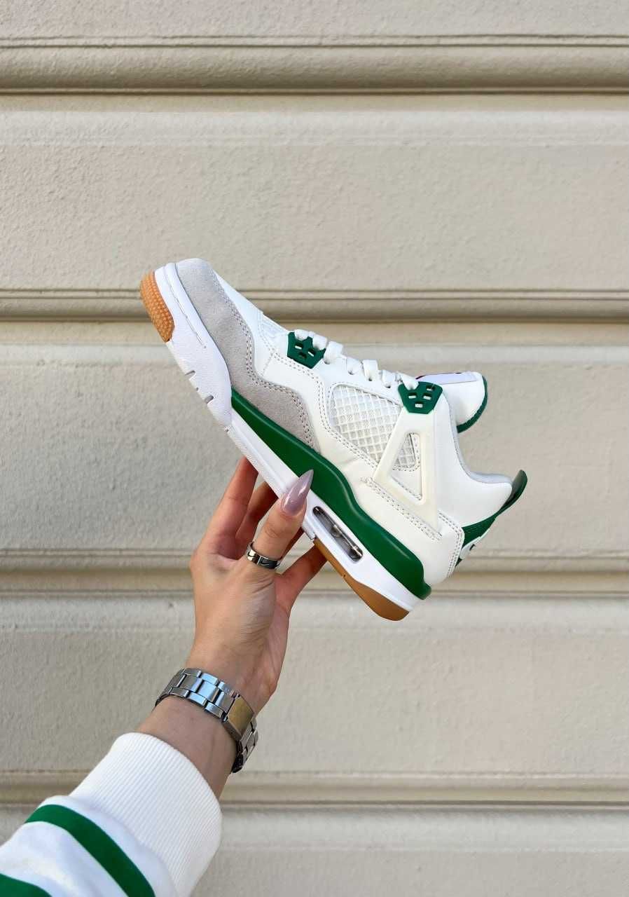 Кросівки кроссовки Nike SB x Air Jordan 4 'Pine Green'