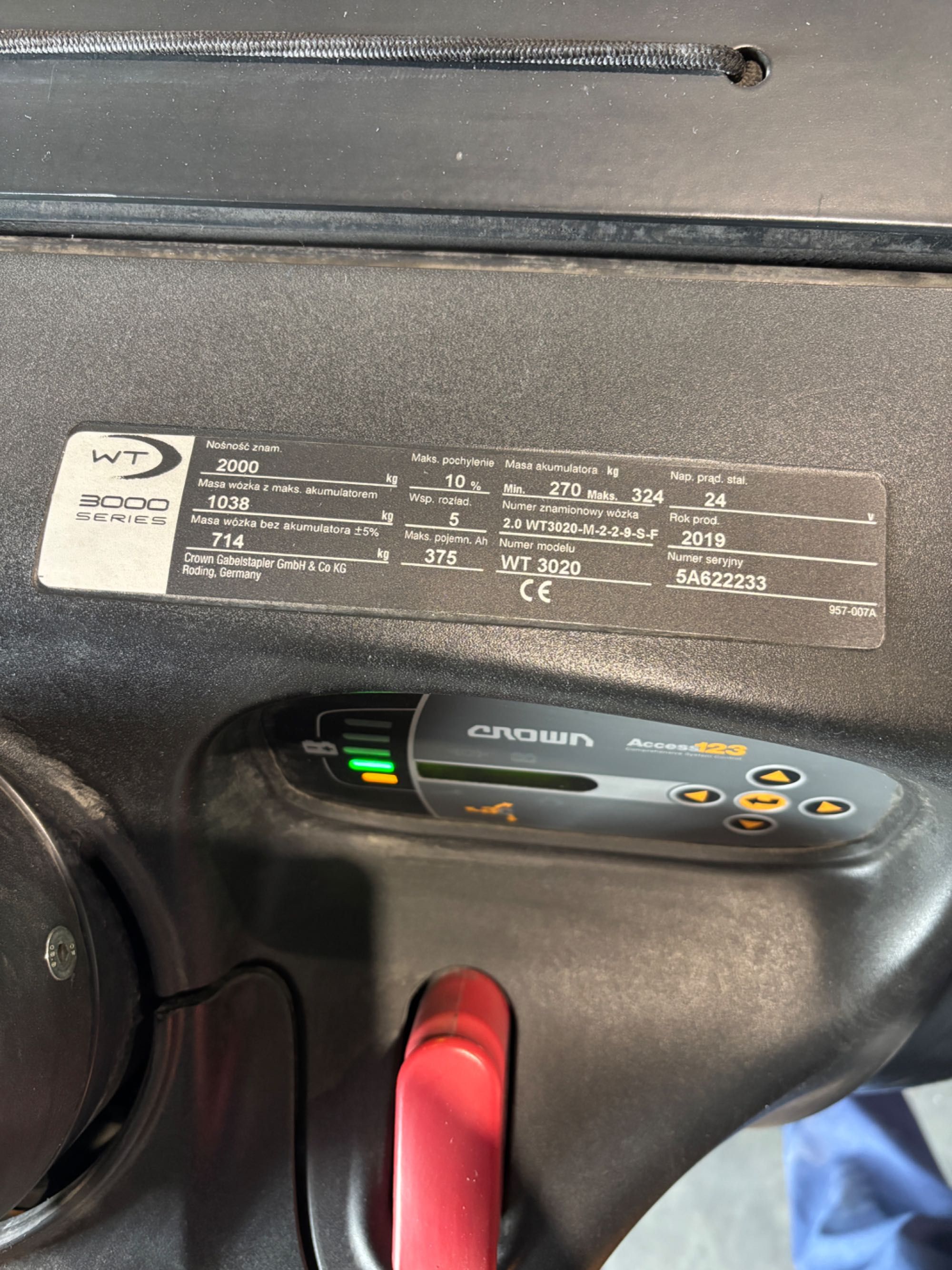 Crown WT3020 paleciak elektryczny, bardzo dobry stan, długie widły