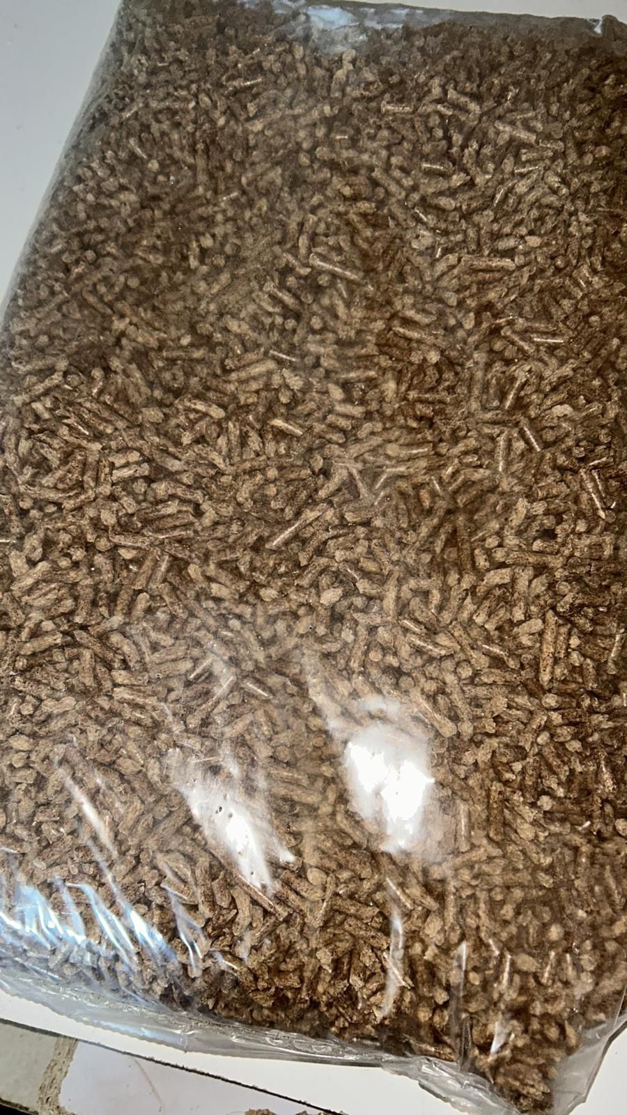 Pellet sosnowo-debowy