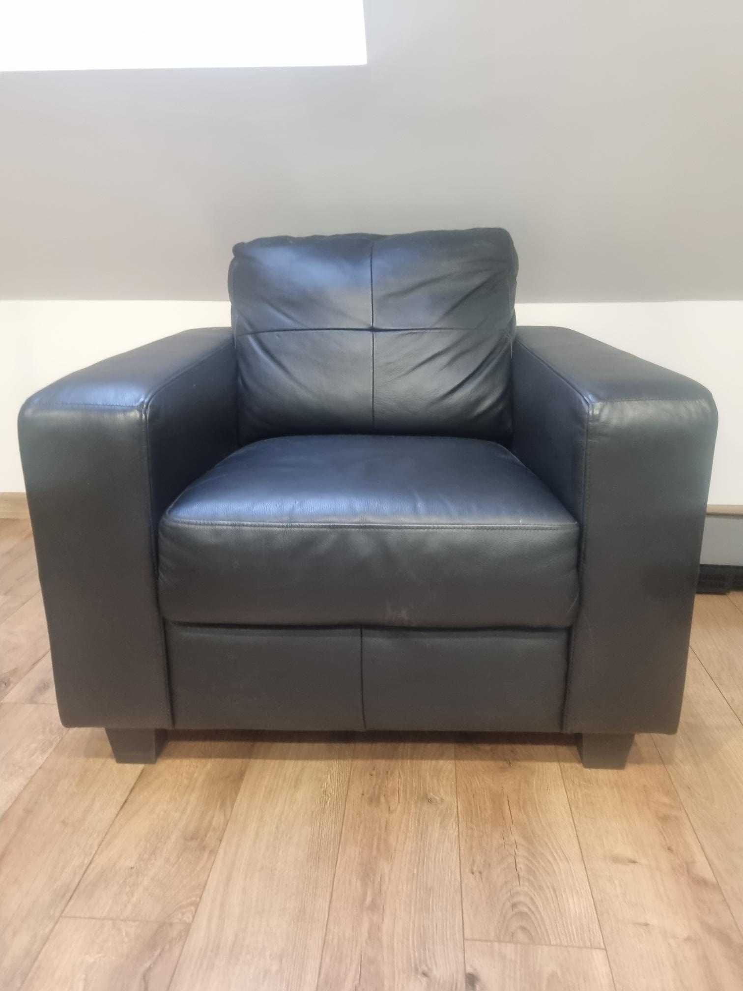 Zestaw Ikea sofa i dwa fotele Skogaby czarny