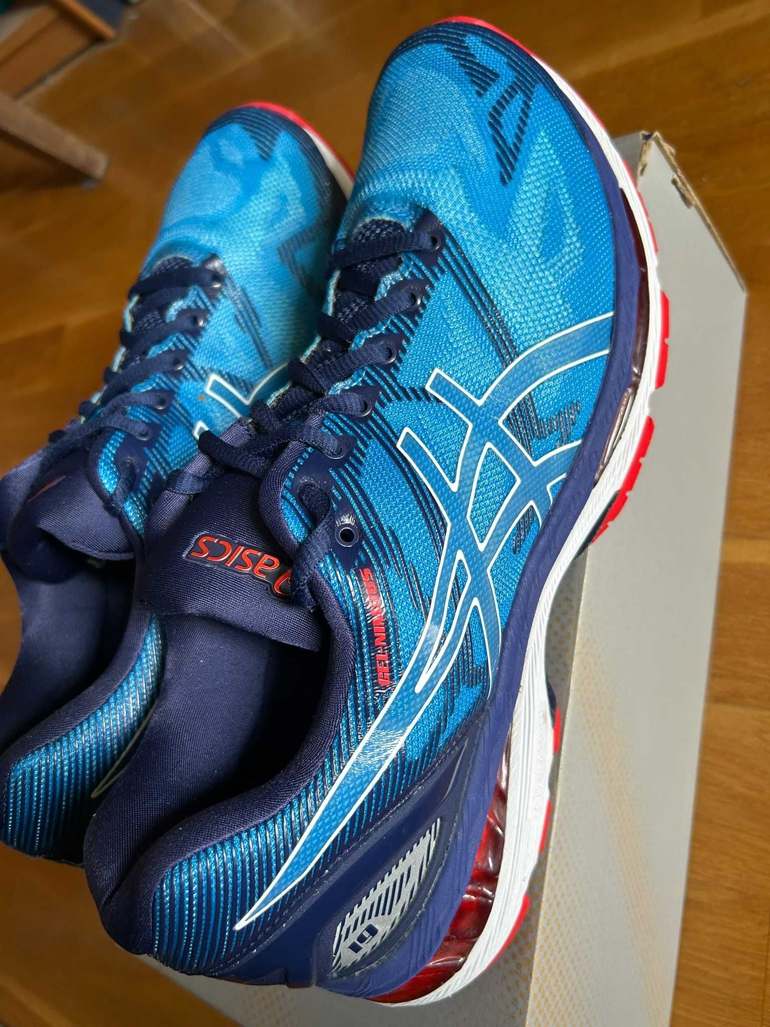 Asics Gel Nimbus 19 super stan