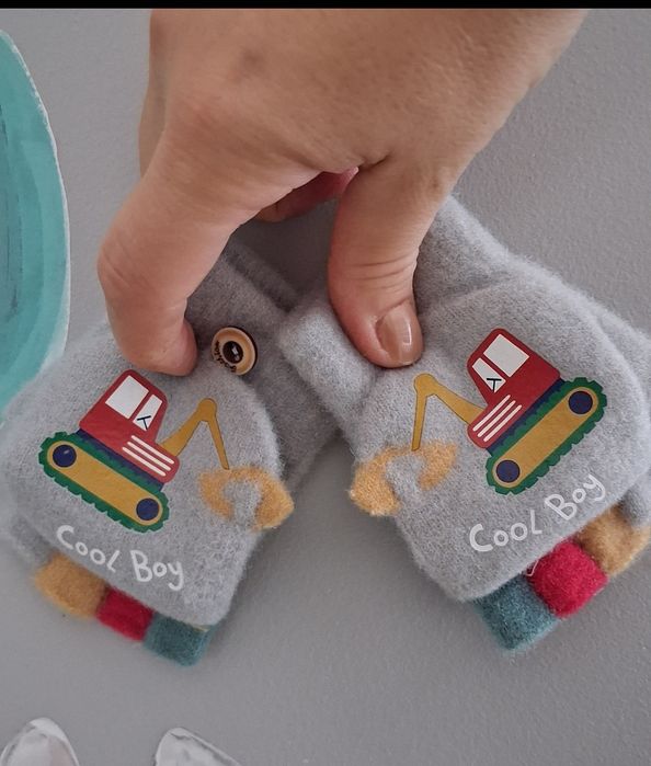 Rękawiczki z motywem koparki