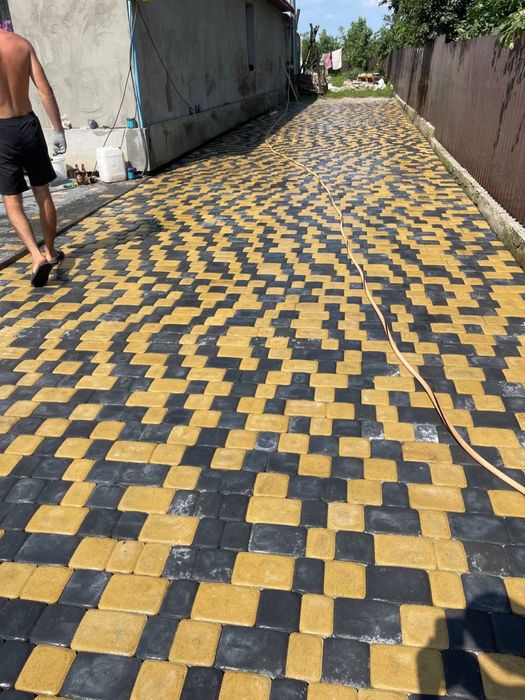 Укладання  бруківки