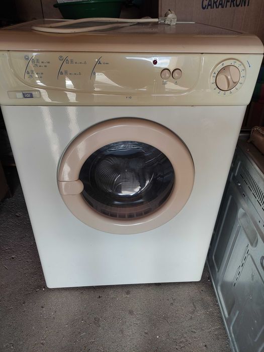 Máquina de secar roupa