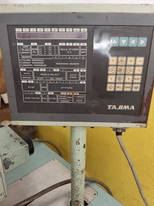 2 Máquinas ,de bordar 12 cabeças 6 cores tajima