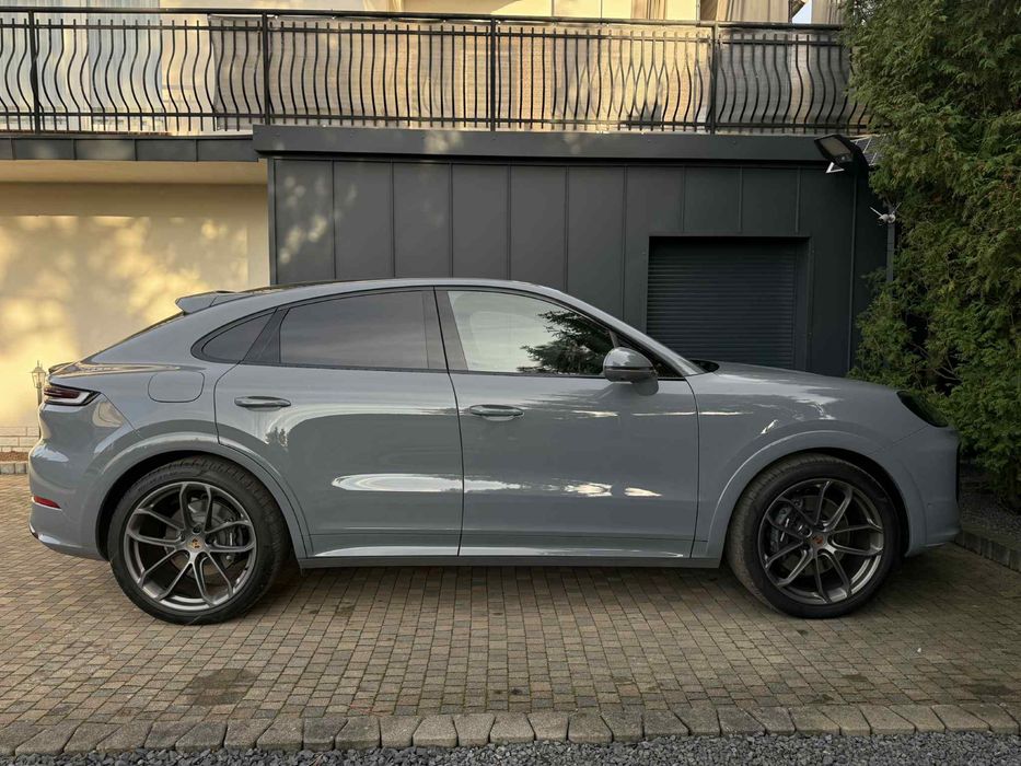 Porsche Cayenne E Hybryd Salon Polska