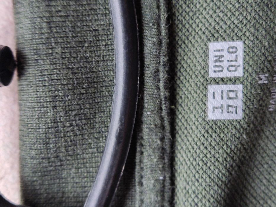 Поло мужское бренда Uniqlo