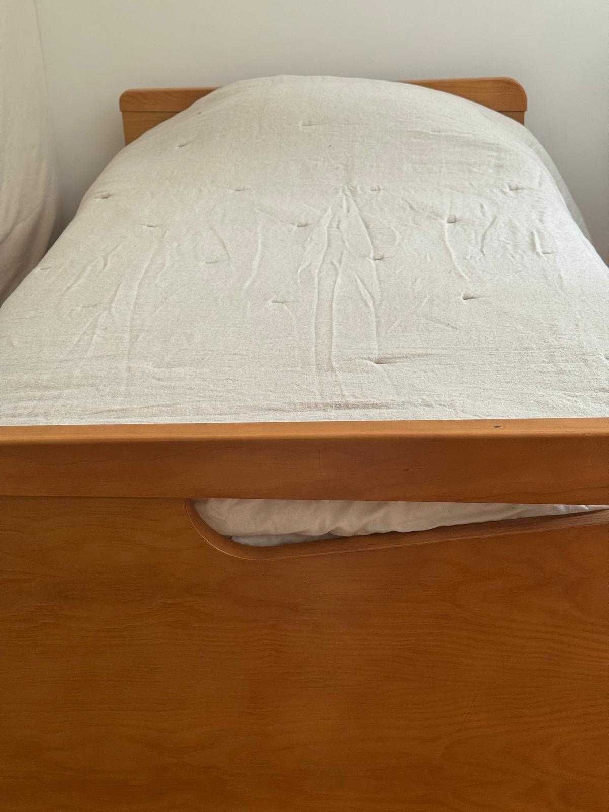 Cama de Solteiro com Gavetão – 90x200 cm