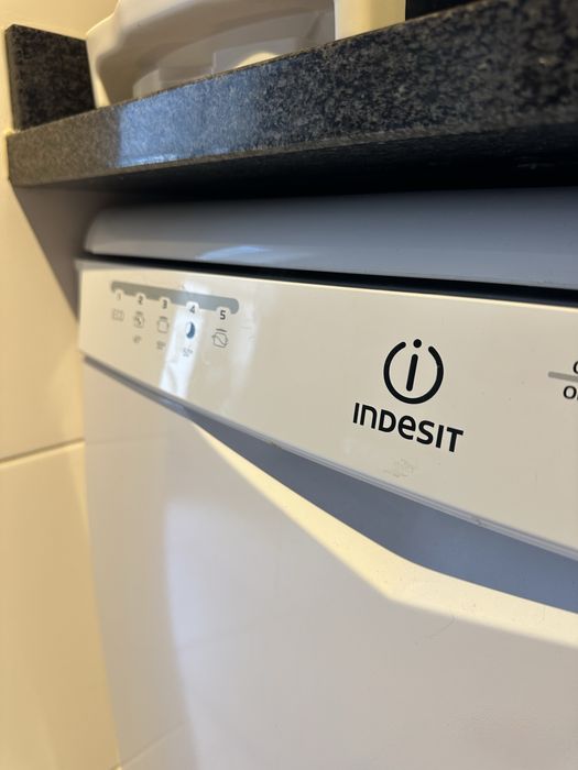 Maquina lavar louca Indesist
