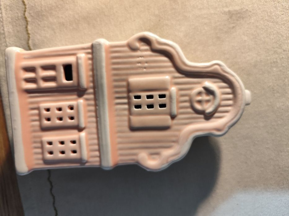 Ceramiczny domek świecący / lampka / lampionik