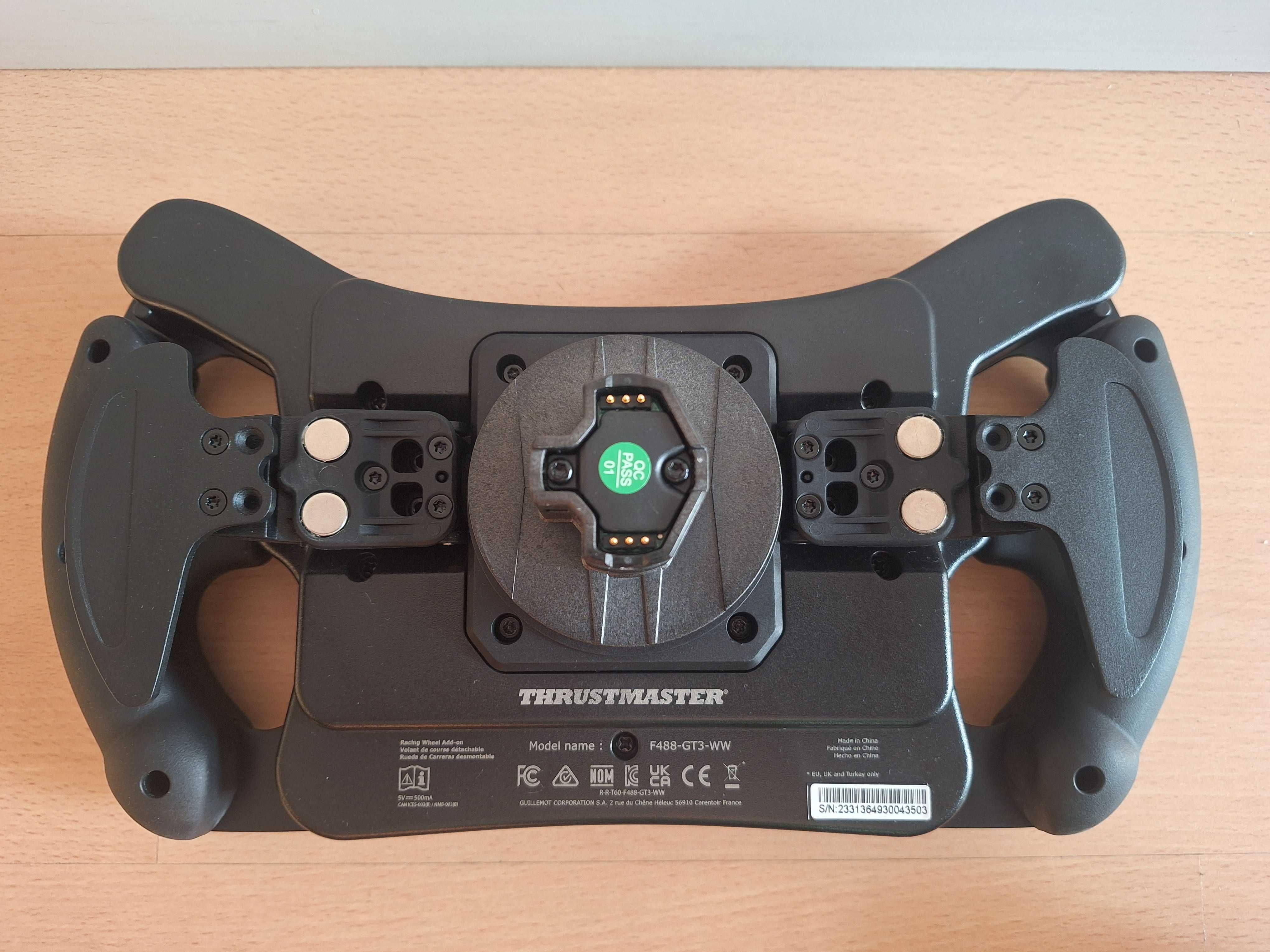 Add-on Volante Ferrari 488 Thrustmaster