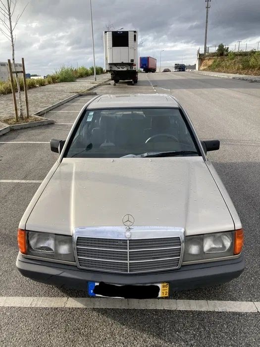 Mercedes 190D 2.5