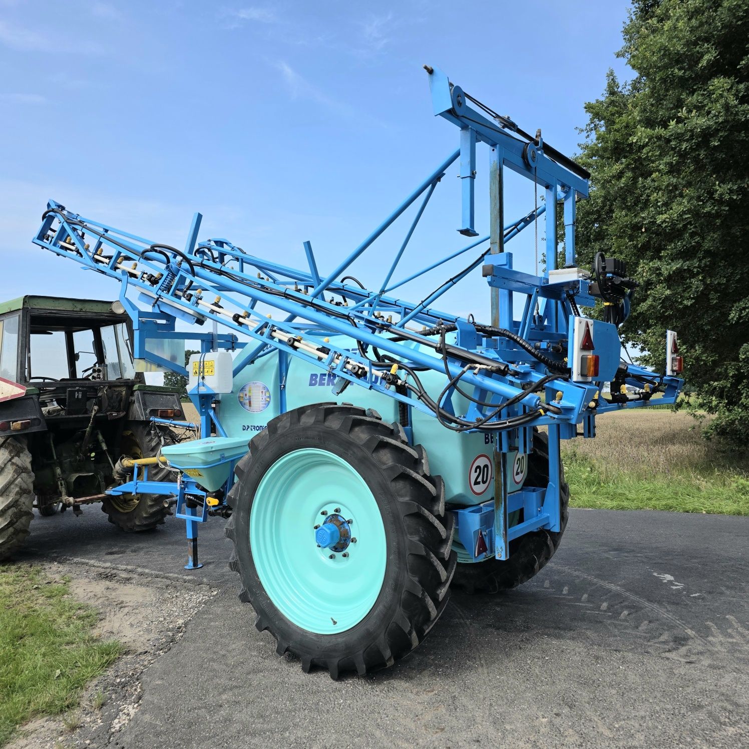 Opryskiwacz Berthoud Primer 2000l 18m Arag stan idealny