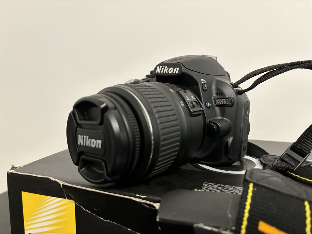 Nikon D 3100 prawie nowy