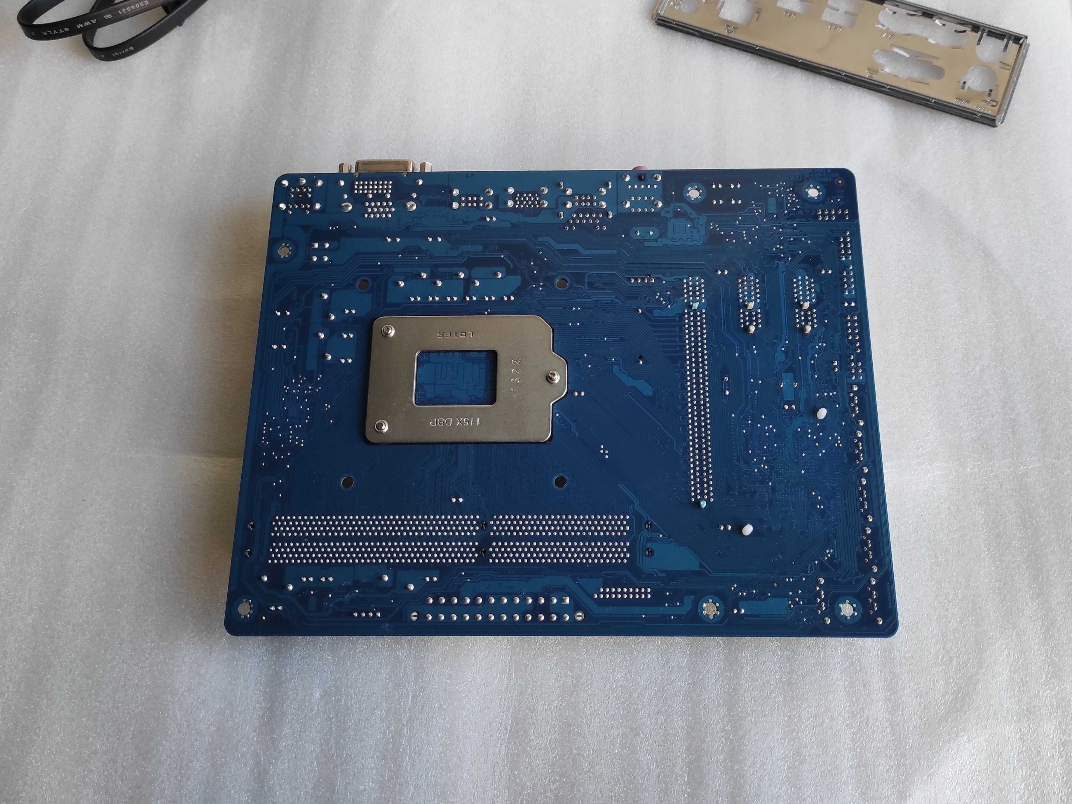 мат. плата s1155 Gigabyte GA-B75M-D2V (SATA III, USB 3.0) в идеале