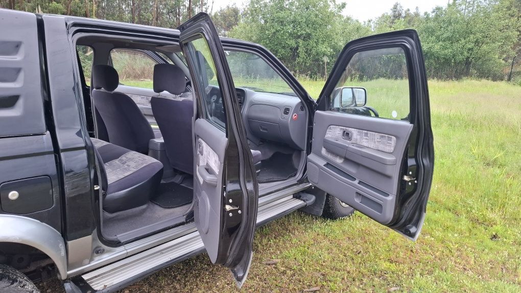Nissan NAVARA D22