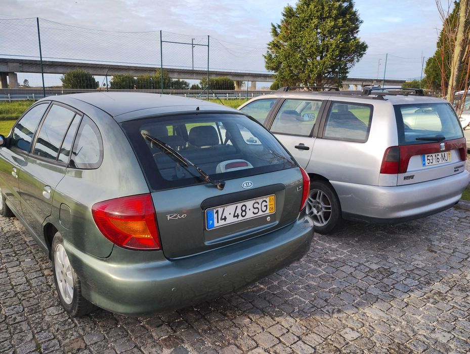 Kia Rio 2001 gasolina em muito bom estado!