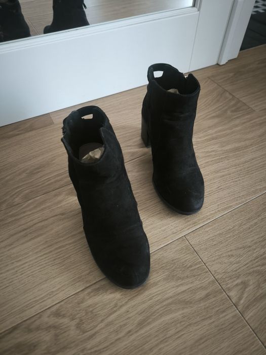 Botki Bershka uszkodzony suwak