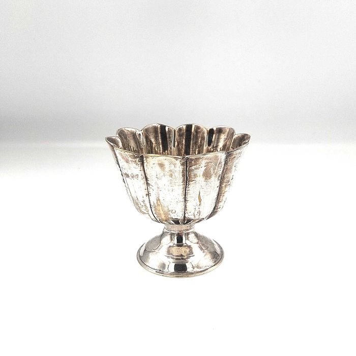 cukierniczka bomboniera platerowana srebrzona patynowana 1920s