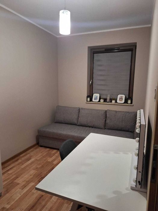 Pokój na Osiedlu Słoneczna Morena, nowo umeblowany, czysty, przytulny